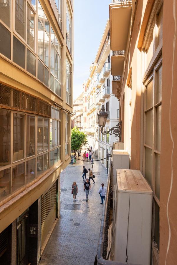 Апартаменты Urbe10 Plaza De La Constucion Premium Loft Малага Экстерьер фото